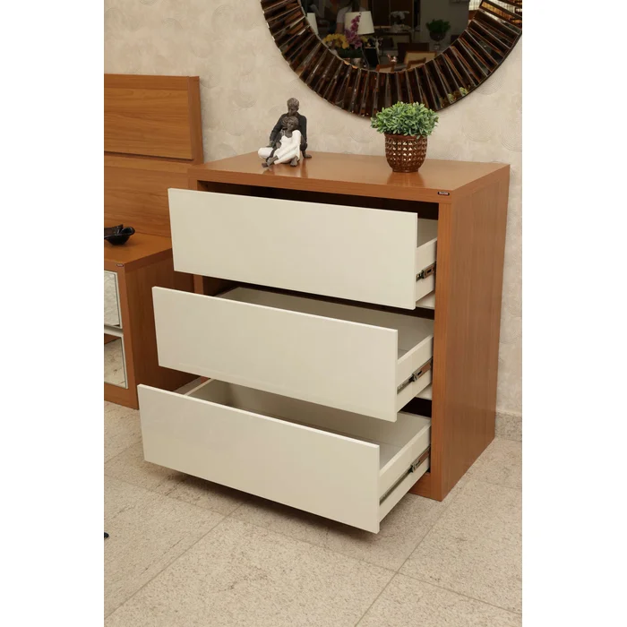 Cômoda com 3 gavetas 